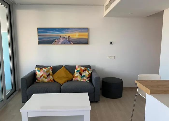 Precioso Carvajal - The Wave Apartment